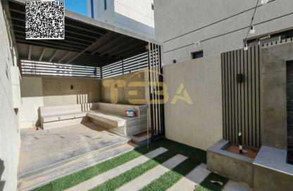 Villa - 5 Bedrooms - 7 Bathrooms for sale in Al Yasmeen 1 - Al Yasmeen - Ajman