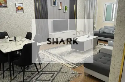 شقة - 2 غرف نوم - 2 حمامات للايجار في أورينت تاور 2 - أورينت تاور - البستان - عجمان