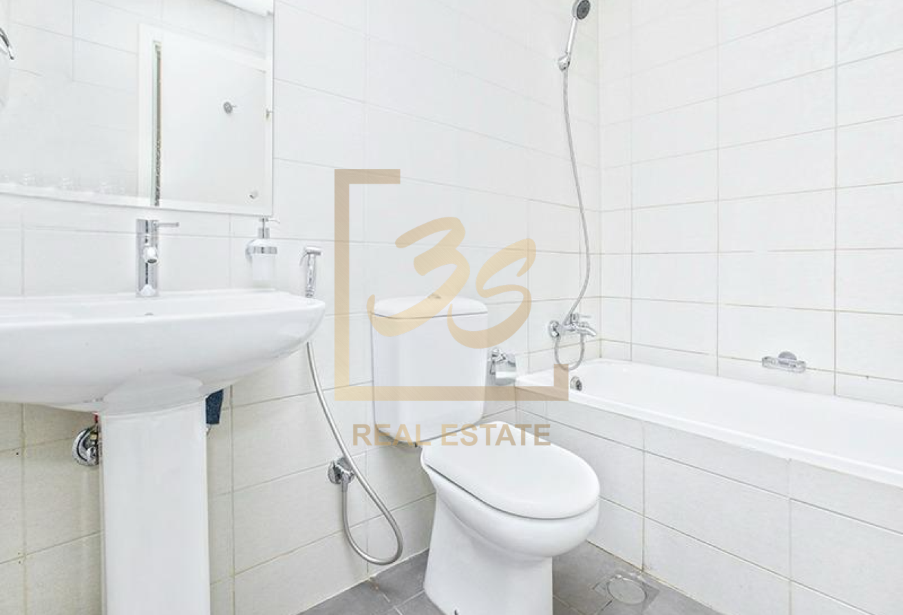 Investor Deal | Prime Location | Motivated Seller by 266909 