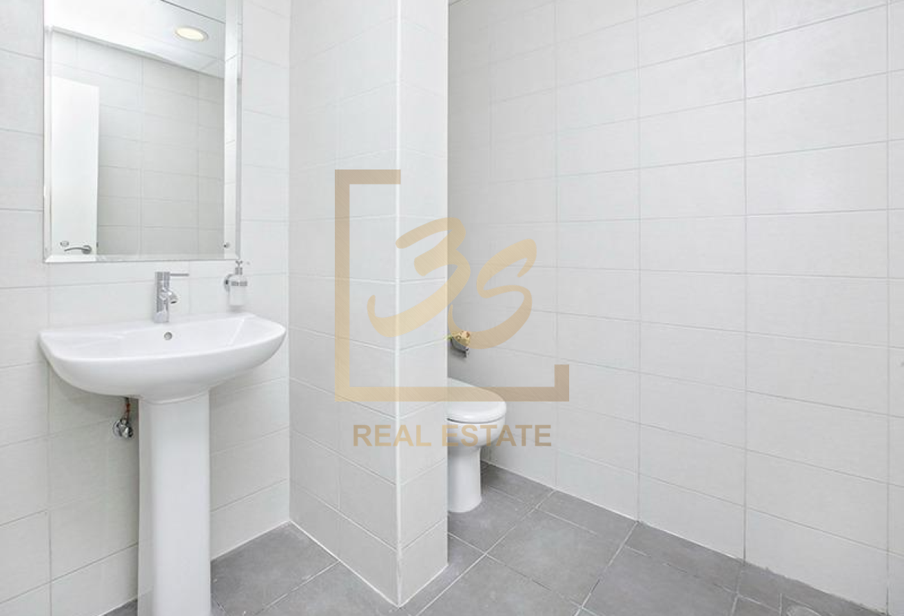 Investor Deal | Prime Location | Motivated Seller by 266909 