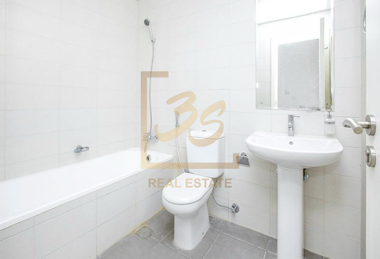 Investor Deal | Prime Location | Motivated Seller by 266909 