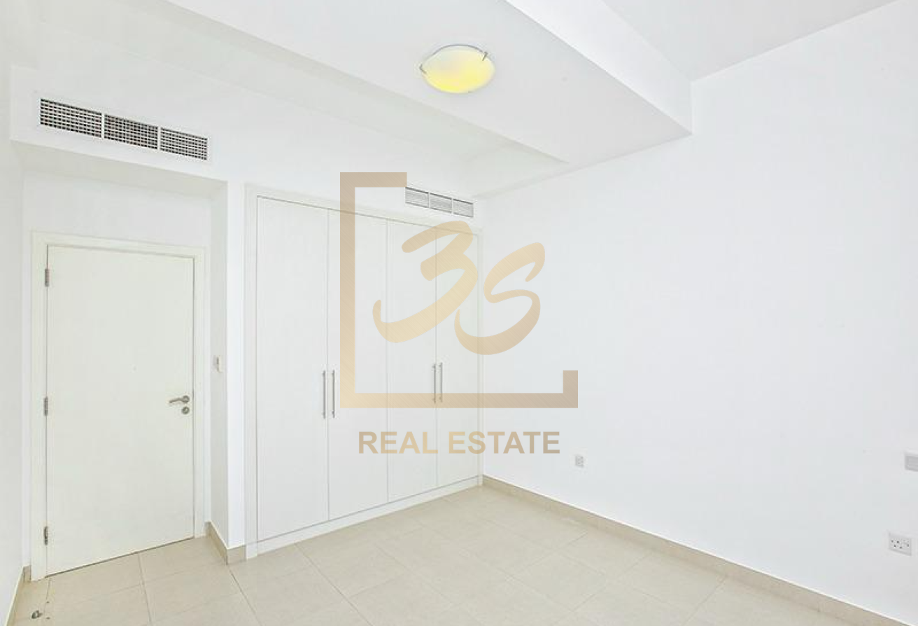 Investor Deal | Prime Location | Motivated Seller by 266909 
