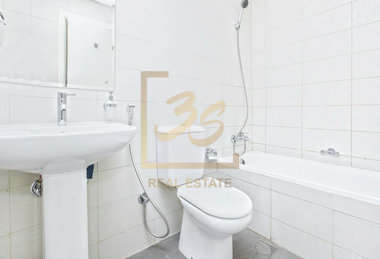 Investor Deal | Prime Location | Motivated Seller by 266909 