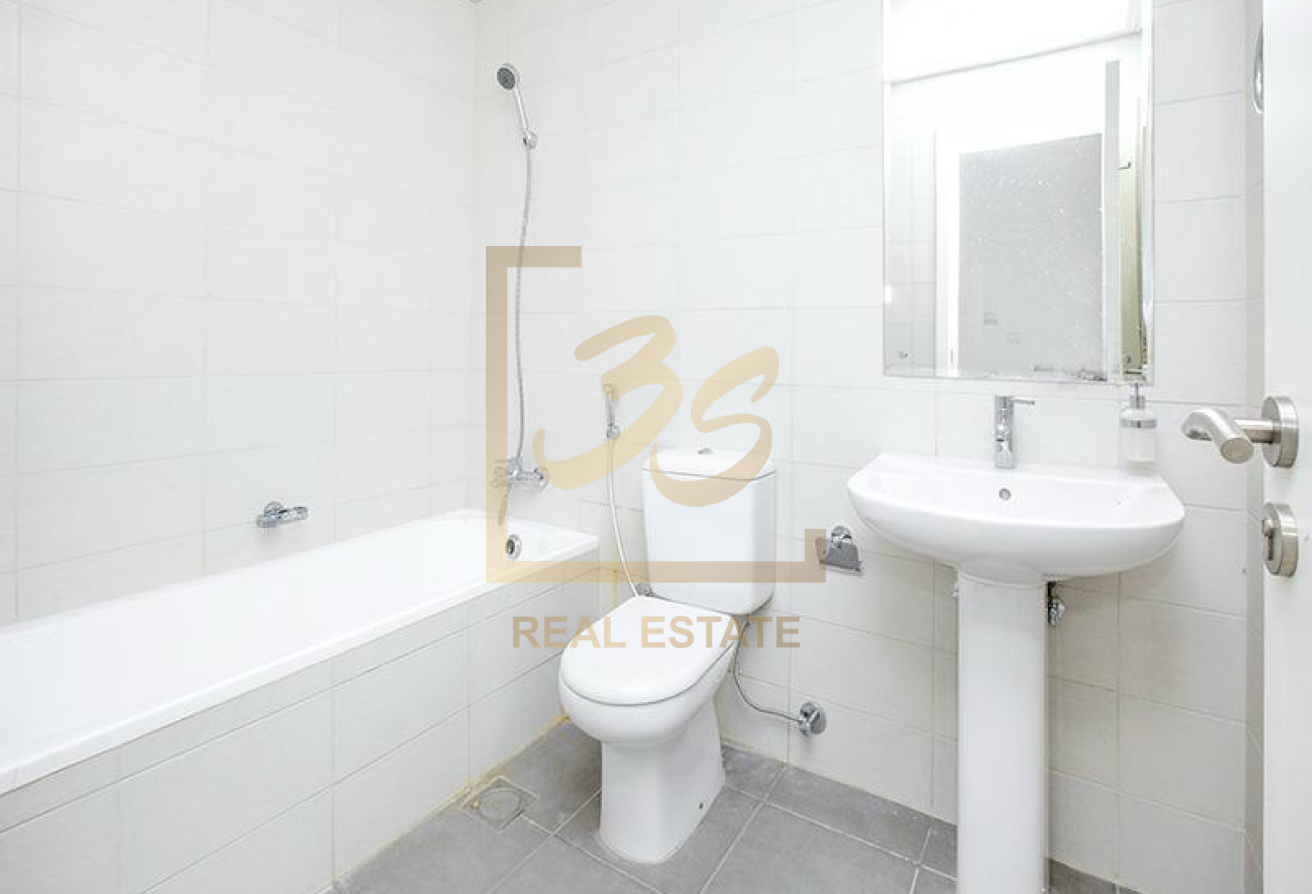 Investor Deal | Prime Location | Motivated Seller by 266909 
