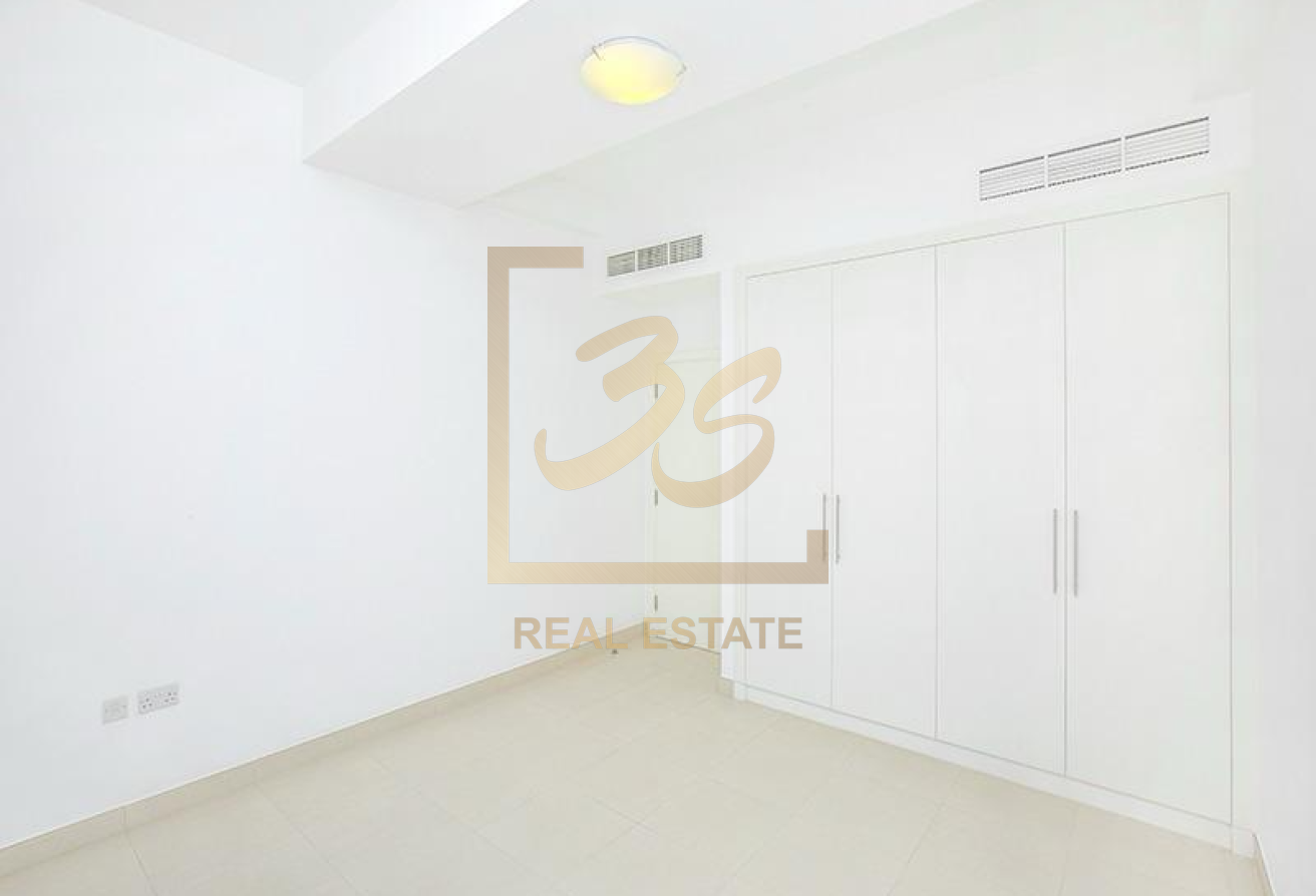 Investor Deal | Prime Location | Motivated Seller by 266909 