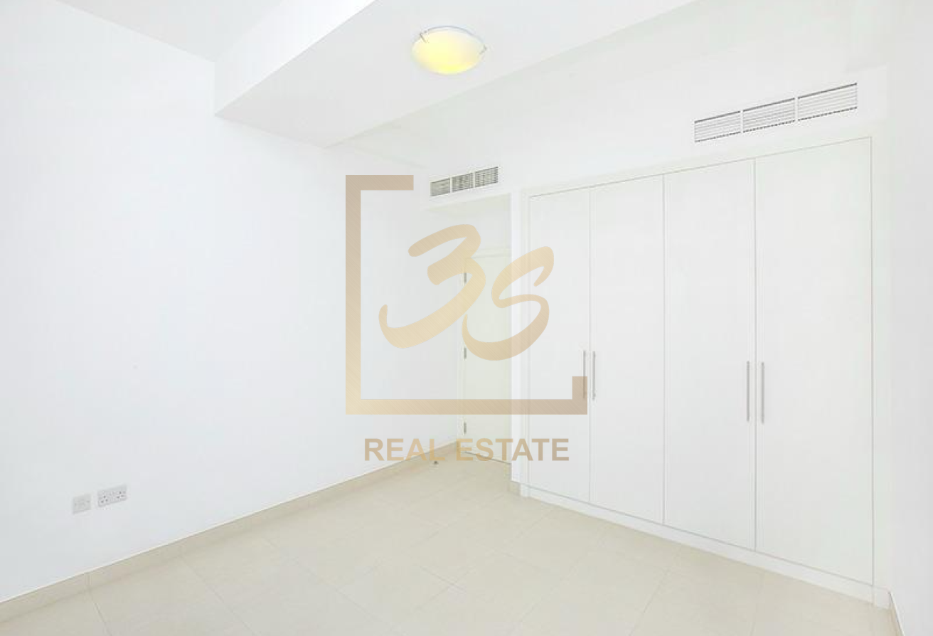 Investor Deal | Prime Location | Motivated Seller by 266909 