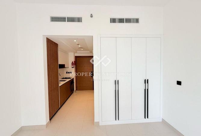 73114282 - Property Image 2