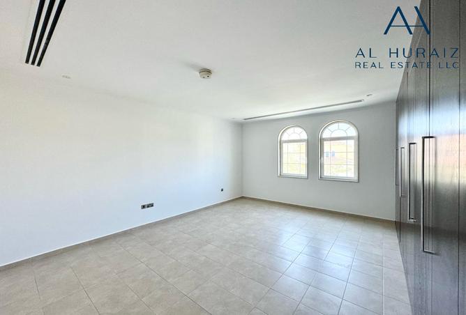 13889811 - Property Image 3