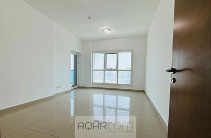 Apartment - 3 Bedrooms - 4 Bathrooms for rent in Danat Al Khan Tower - Al Khan Lagoon - Al Khan - Sharjah