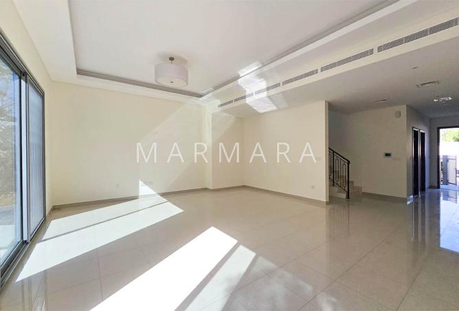 79862986 - Property Image 3