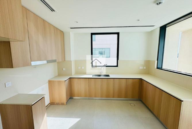 14425338 - Property Image 3