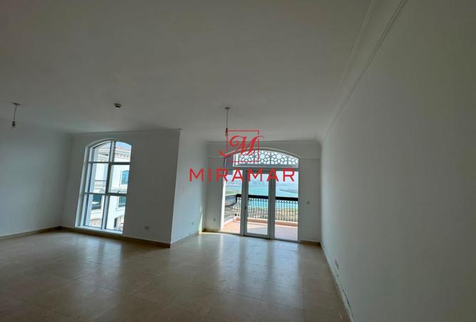 130671993 - Property Image 2