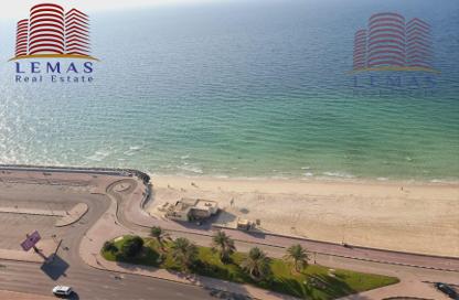 Apartment - 3 Bedrooms - 4 Bathrooms for sale in Ajman Corniche Residences - Ajman Corniche Road - Ajman