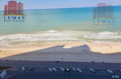 Apartment - 3 Bedrooms - 4 Bathrooms for sale in Ajman Corniche Residences - Ajman Corniche Road - Ajman