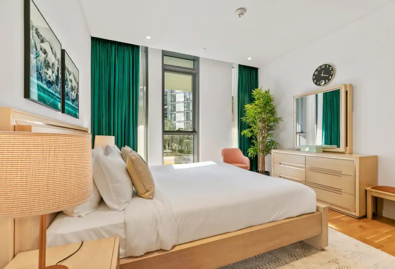 Fully Furnished | Park Facing | Tenanted