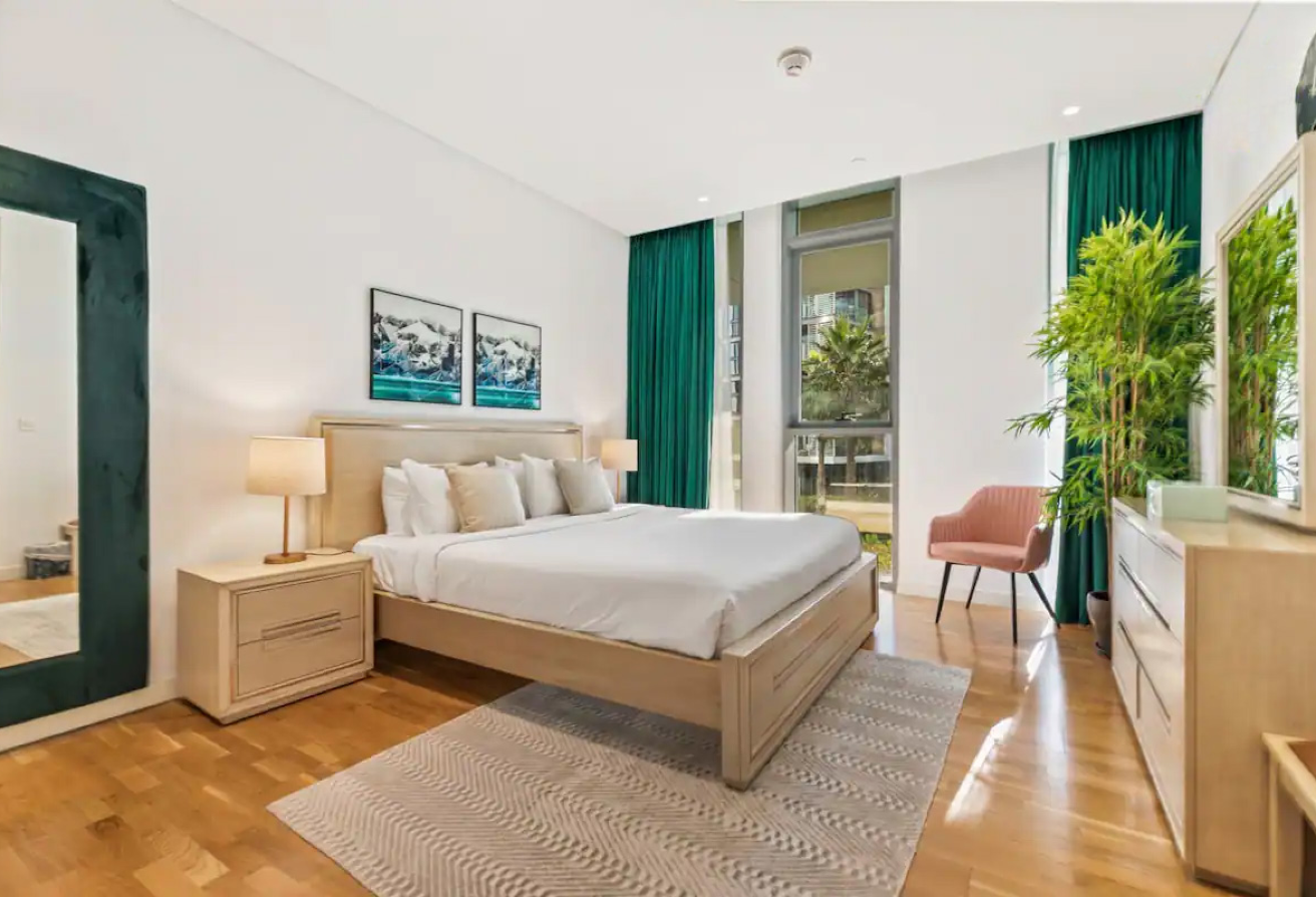 Fully Furnished | Park Facing | Tenanted