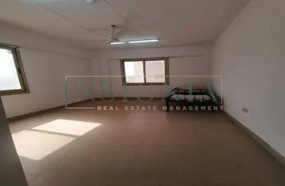 سكن عمال - استوديو للايجار في مجمع دبي للاستثمار - دبي