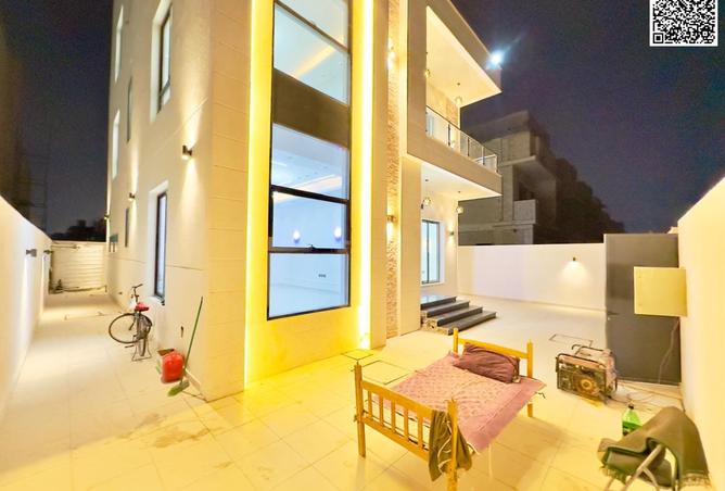 108614127 - Property Image 3