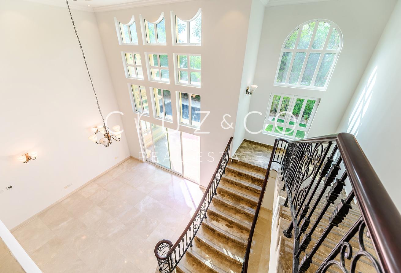Monaco Style Home | Upgraded | Extended photo 23