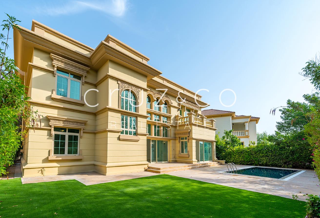 Monaco Style Home | Upgraded | Extended photo 17