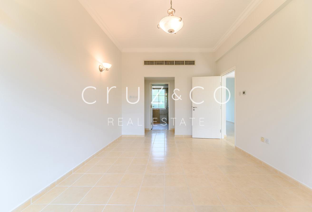 Monaco Style Home | Upgraded | Extended photo 21