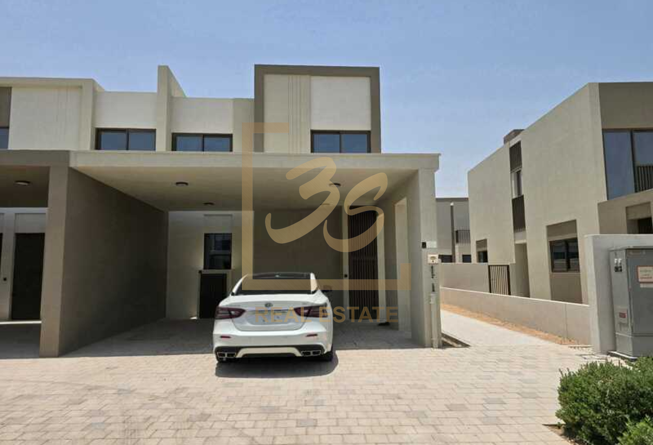 4BBrand New | Spacious Corner Villa | Huge Plot  by 270745 