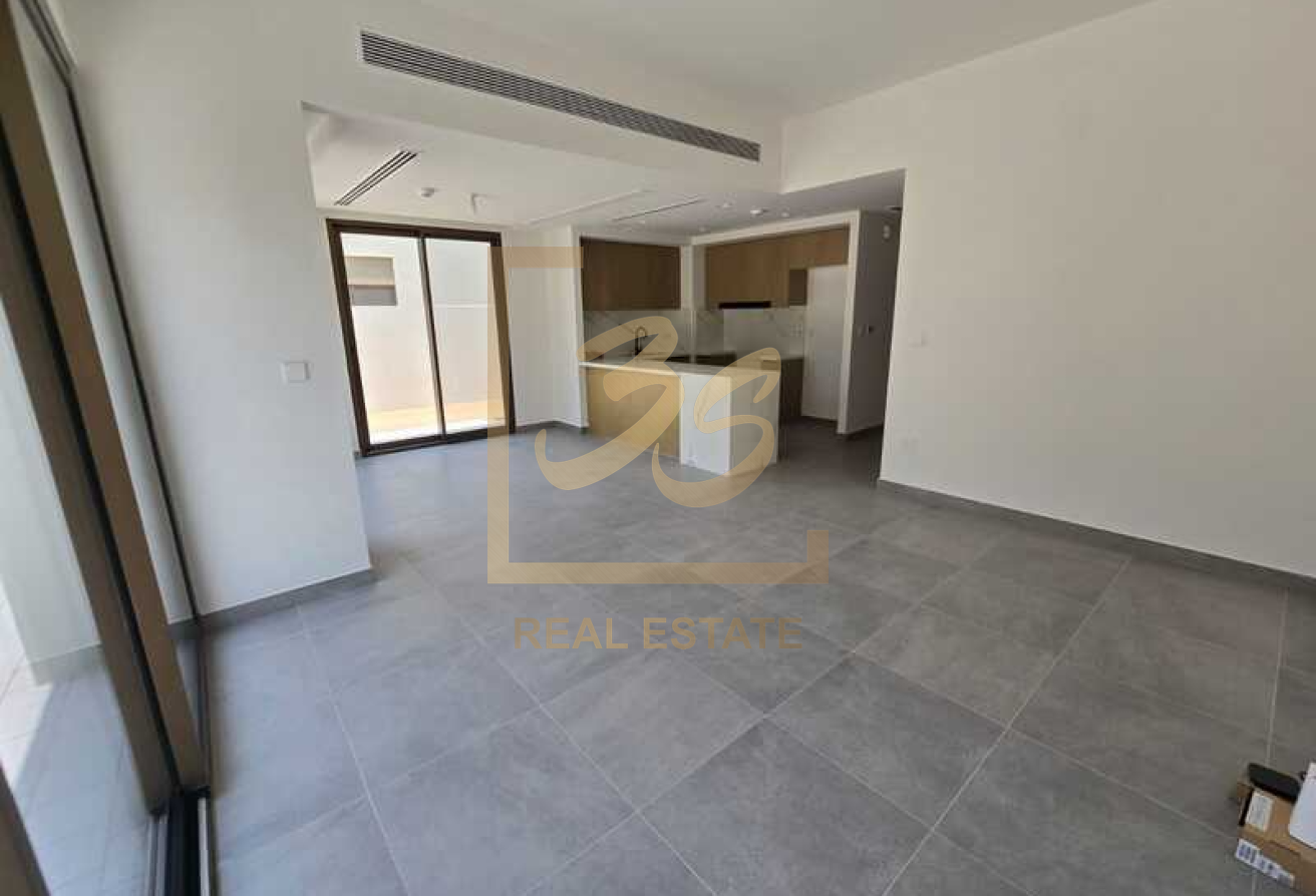 4BBrand New | Spacious Corner Villa | Huge Plot  by 270745 