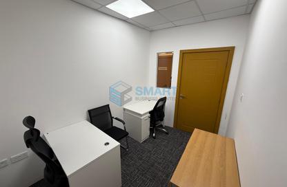 Business Centre - Studio - 4 Bathrooms for rent in Damac Executive Heights - Barsha Heights (Tecom) - Dubai