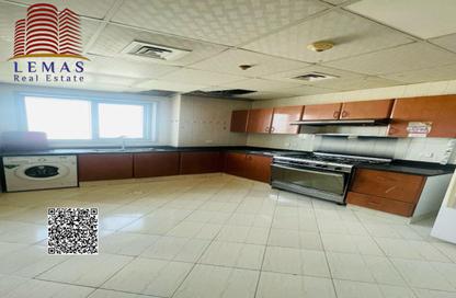 Apartment - 2 Bedrooms - 2 Bathrooms for rent in Corniche Tower - Ajman Corniche Road - Ajman Apartment - 2 Bedrooms - 2 Bathrooms for rent in Corniche Tower - Ajman Corniche Road - Ajman