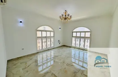 Apartment - Studio - 1 Bathroom for rent in Shakhbout City - Abu Dhabi