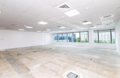 Office Space - Studio for rent in EIB 04 Building - Dubai Media City - Dubai