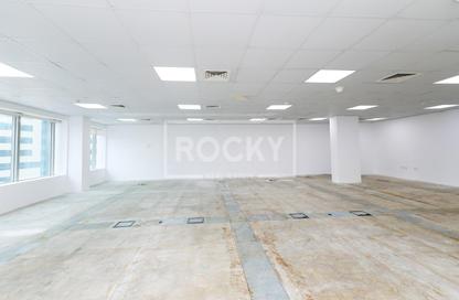 Office Space - Studio for rent in EIB 04 Building - Dubai Media City - Dubai