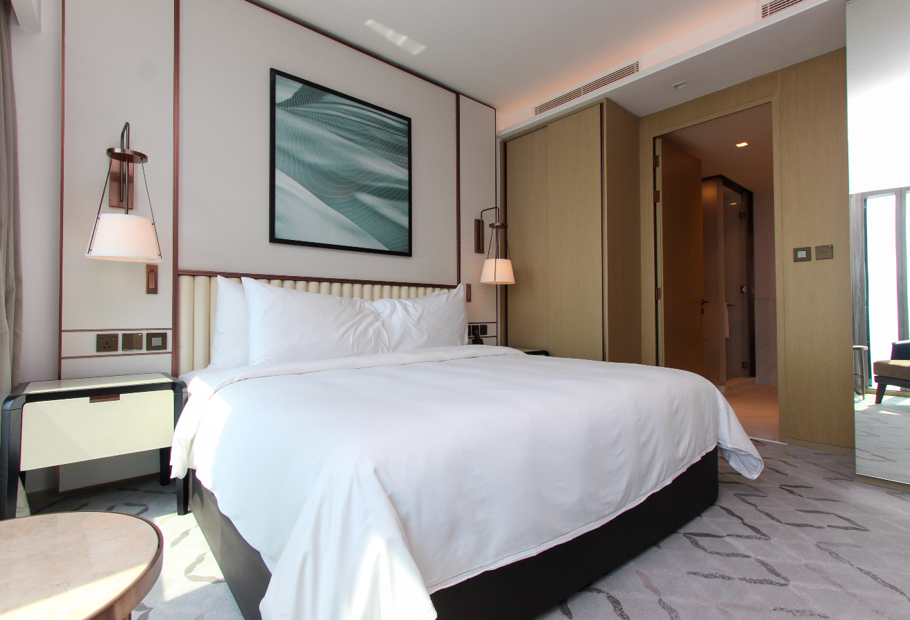 Burj Khalifa View | Luxury Furnished | High Floor