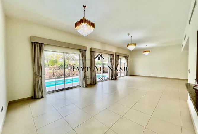 69893755 - Property Main Image