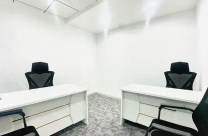 Office Space - Studio - 4 Bathrooms for rent in Hamdan Street - Abu Dhabi