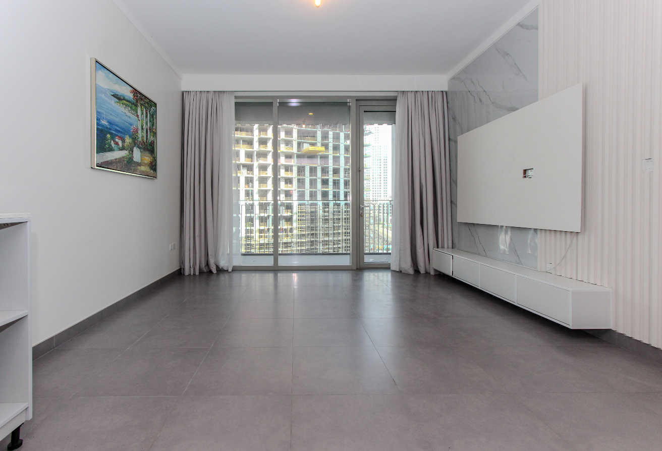 FACING CREEK BEACH | UPGRADED INTERIOR | RENTED