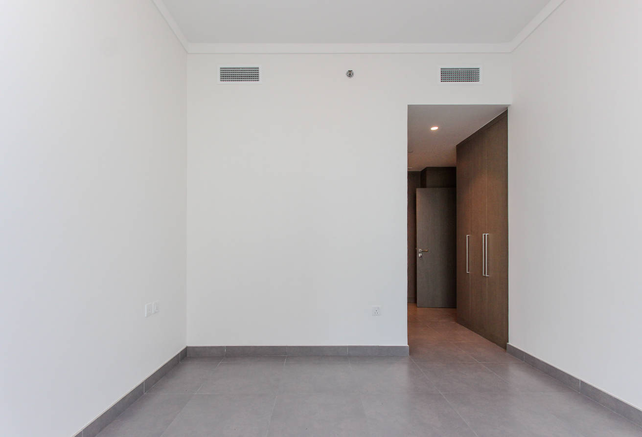 FACING CREEK BEACH | UPGRADED INTERIOR | RENTED