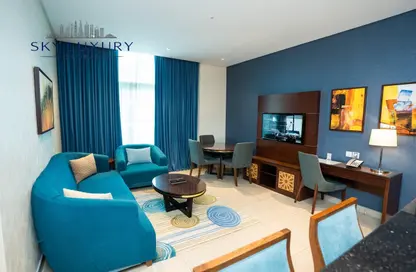 Hotel  and  Hotel Apartment - 1 Bedroom - 1 Bathroom for rent in Royal Continental Suites - Business Bay - Dubai