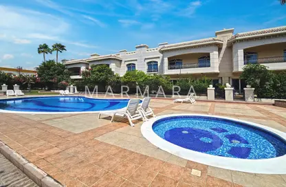 Villa - 5 Bedrooms - 5 Bathrooms for rent in Umm Suqeim 2 Villas - Umm Suqeim 2 - Umm Suqeim - Dubai