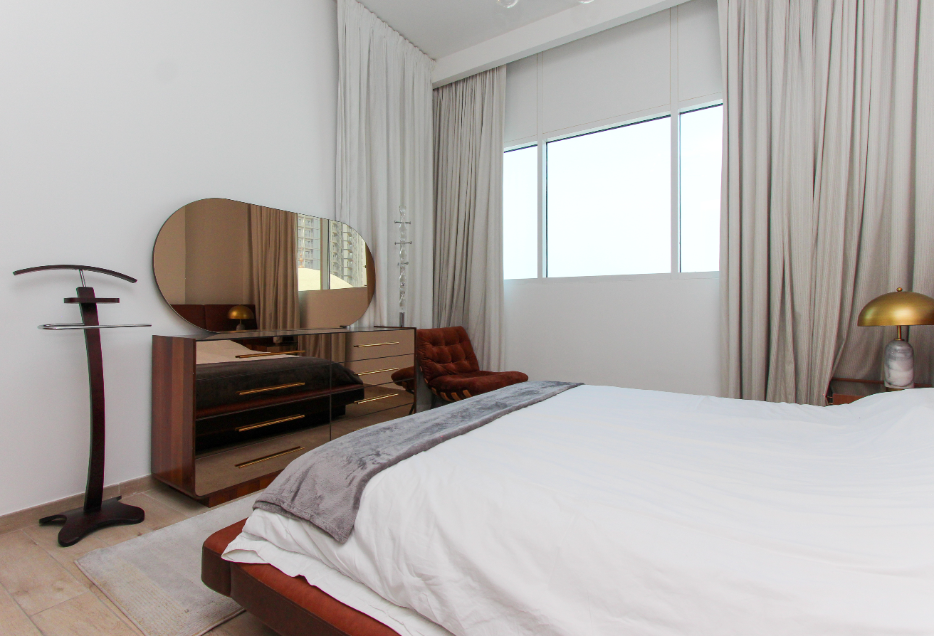 Fully Furnished | Ready to Move in | Large Layout