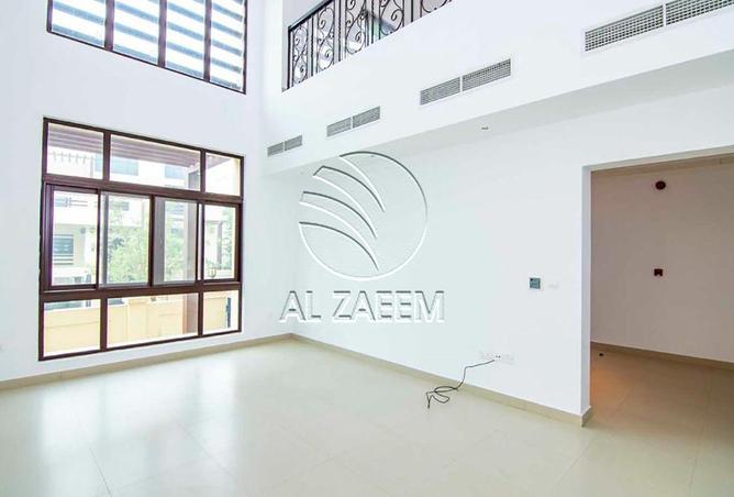 65171614 - Property Image 2