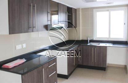 Apartment - 3 Bedrooms - 4 Bathrooms for sale in Tower 21 - Al Reef Downtown - Al Reef - Abu Dhabi