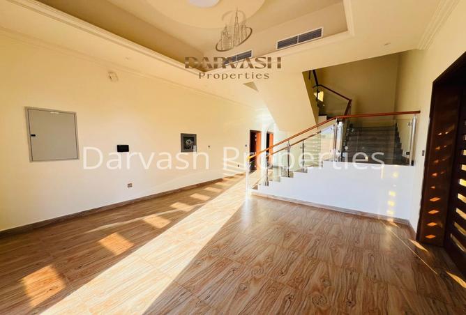 58166392 - Property Main Image