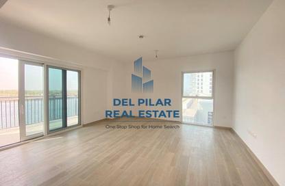 Apartment - 3 Bedrooms - 2 Bathrooms for rent in Waters Edge - Yas Island - Abu Dhabi