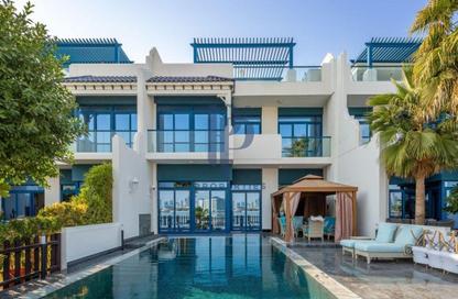 Villa - 5 Bedrooms - 6 Bathrooms for rent in Palma Residences - Palm Jumeirah - Dubai