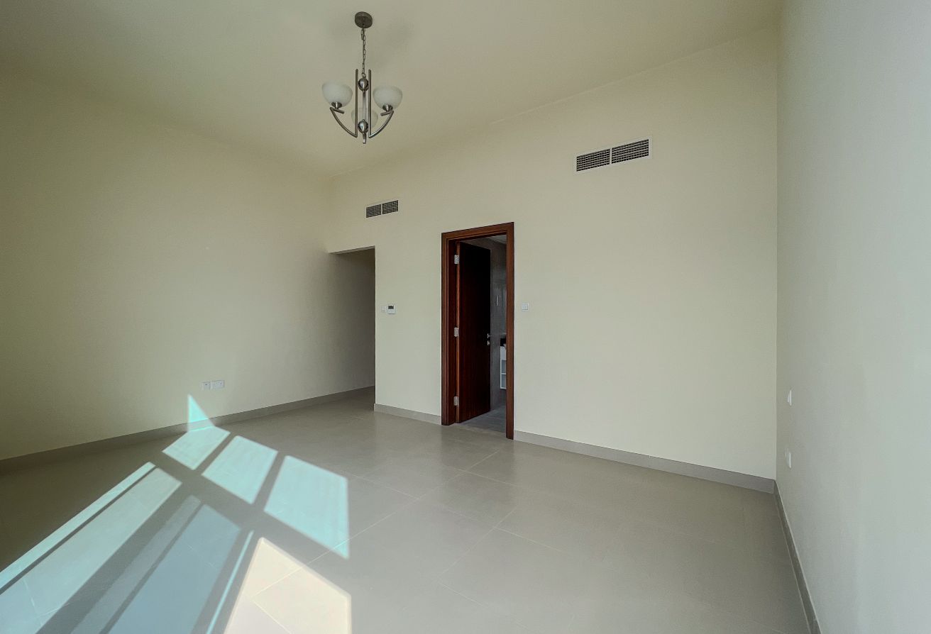 Corner Villa | Amazing Location | Landscaped