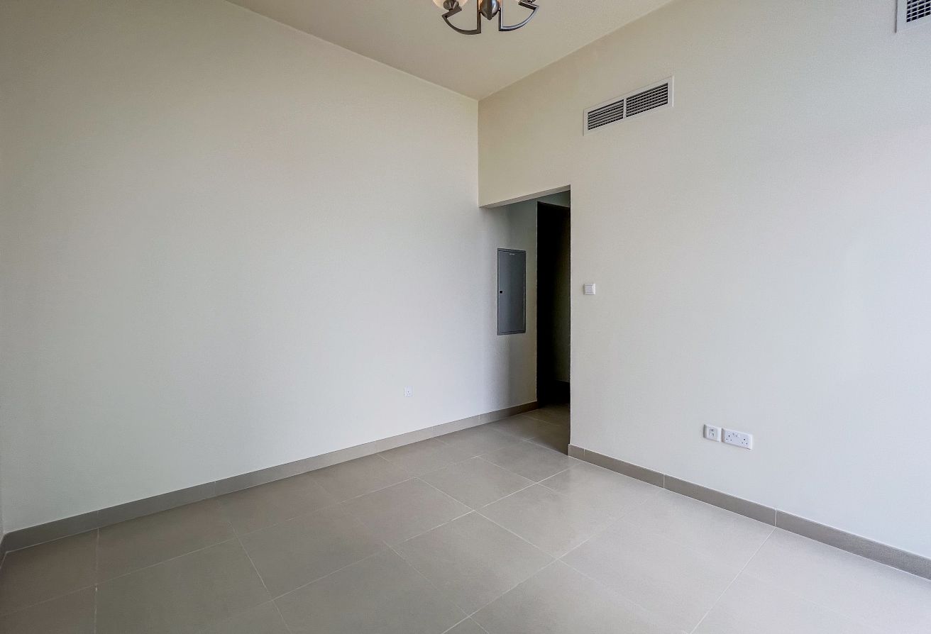 Corner Villa | Amazing Location | Landscaped