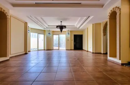 Villa - 4 Bedrooms - 5 Bathrooms for rent in Al Safa 1 - Al Safa - Dubai