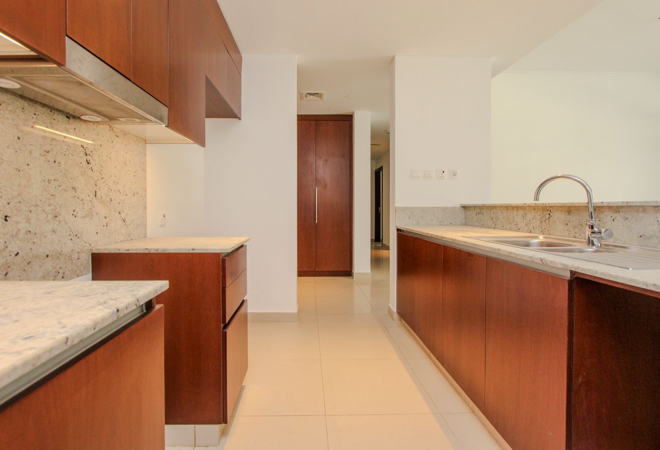 Vacant | Chiller Free | Unfurnished