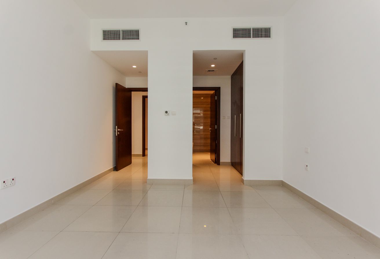 Vacant | Chiller Free | Unfurnished